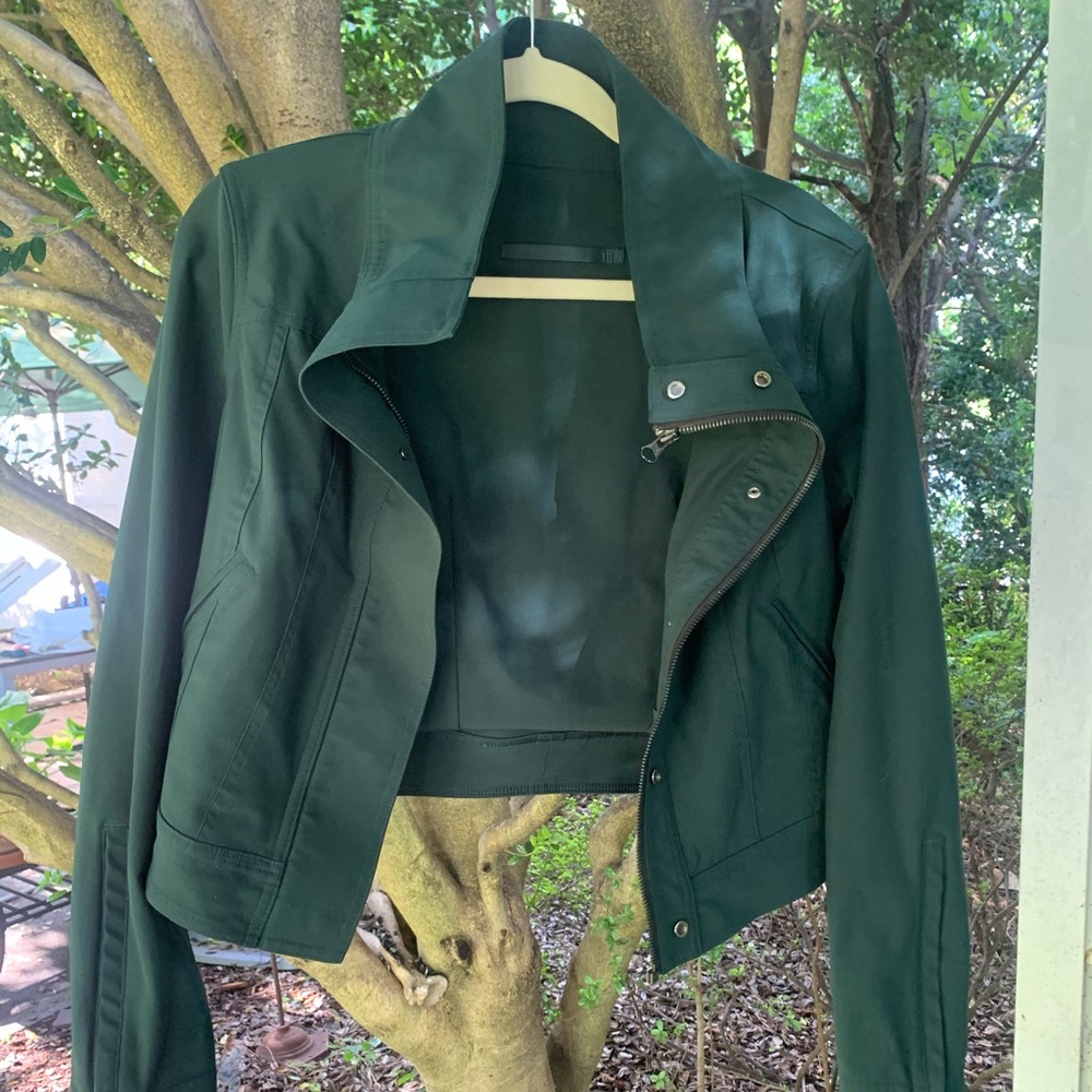 LIKE NEW Lululemon cropped moto jacket